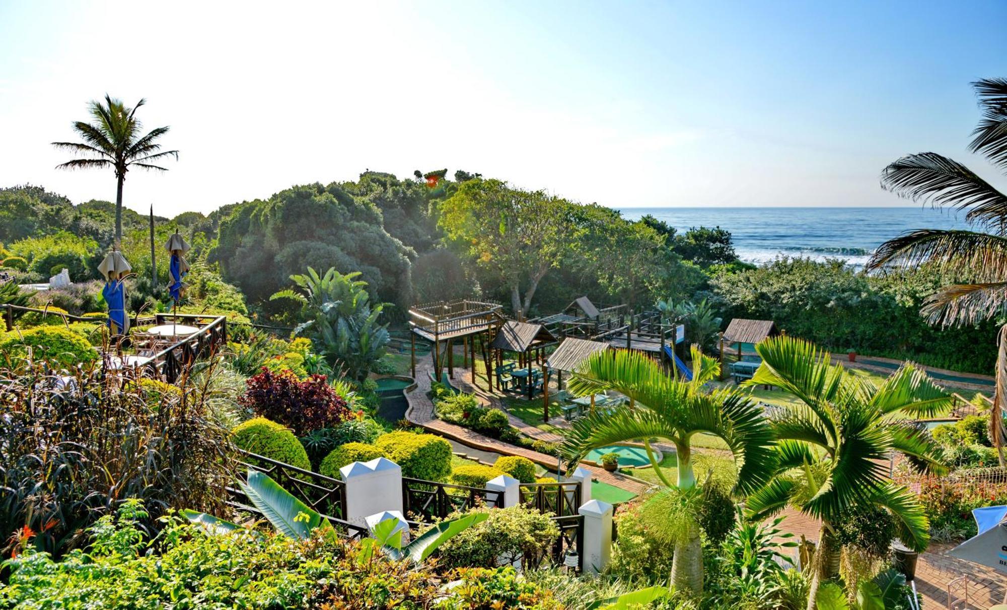 Pumula Beach Hotel Umzumbe Bagian luar foto